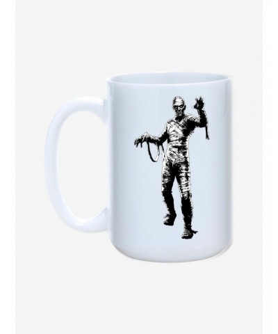 Universal Monsters The Mummy Walk Mug 15oz $5.07 Merchandises